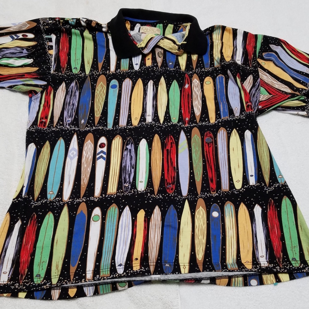 Kahala- surf board shirt size L